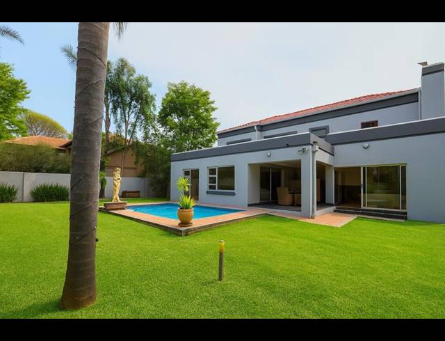 5 BEDROOM HOUSE FOR SALE IN MORELETAPARK